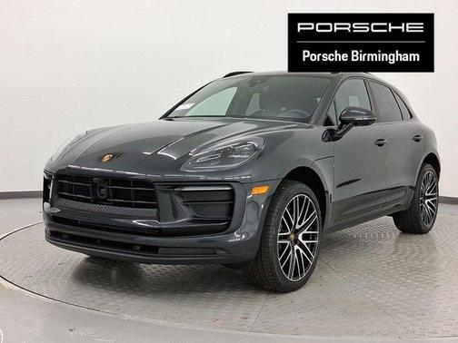 2026 Porsche Macan Base
