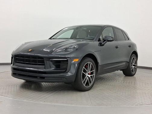 2022 Porsche Macan S