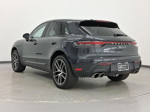 2022 Porsche Macan S