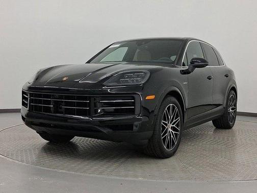 Black Metallic 2025 Porsche Cayenne S