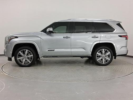 2023 Toyota Sequoia Capstone