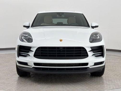 2021 Porsche Macan Base