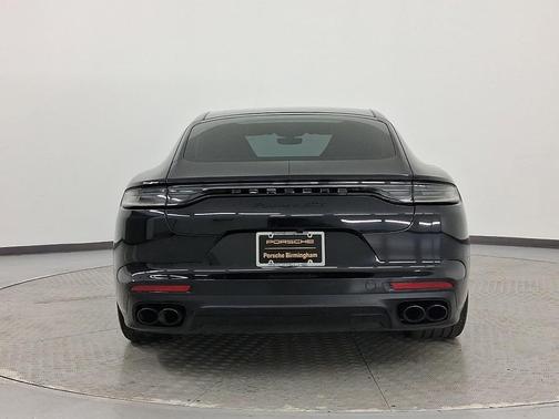 2023 Porsche Panamera GTS