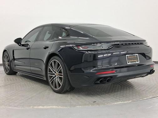 2023 Porsche Panamera GTS