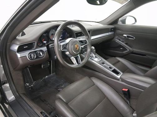 2017 Porsche 911 Carrera S