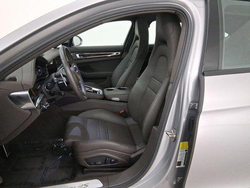 2023 Porsche Panamera 4S Executive