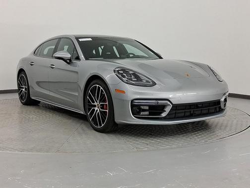 2023 Porsche Panamera 4S Executive