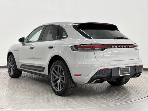 2025 Porsche Macan 