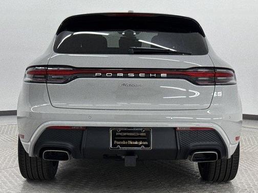 2025 Porsche Macan 