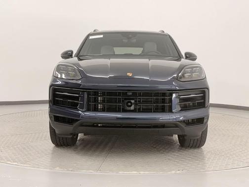 2025 Porsche Cayenne Base