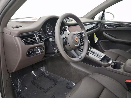 2026 Porsche Macan T