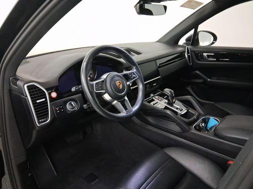 2019 Porsche Cayenne Base