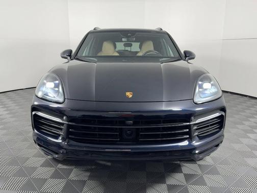 2023 Porsche Cayenne 