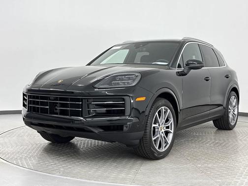 2025 Porsche Cayenne Base
