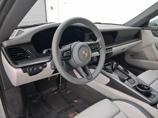 2026 Porsche 911 Carrera S