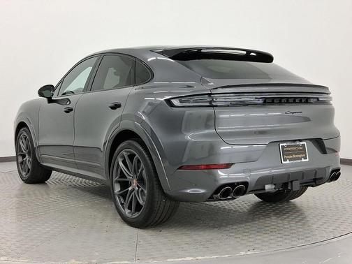 2026 Porsche Cayenne AWD