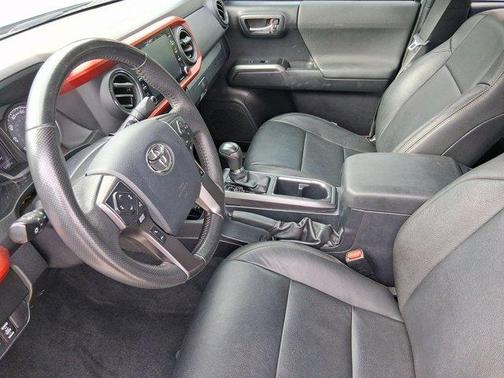 2020 Toyota Tacoma TRD Sport