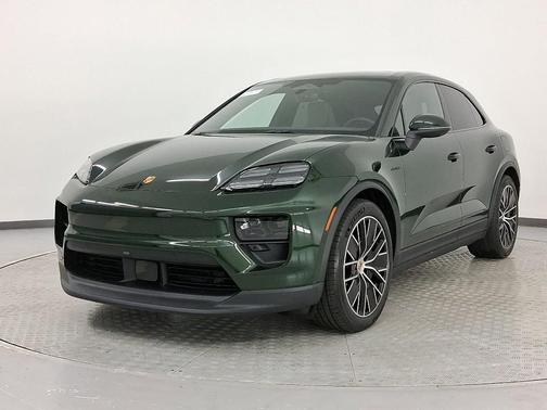 2026 Porsche Macan 