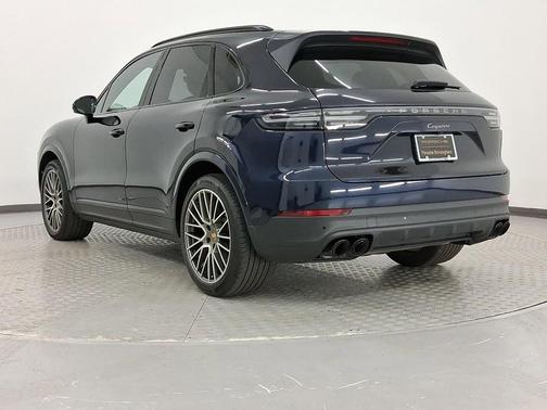 2022 Porsche Cayenne Platinum Edition