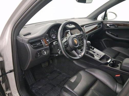 2022 Porsche Macan Base