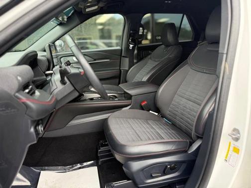 STAR WHITE MET TRI-COAT 2025 Ford Explorer ST-LINE
