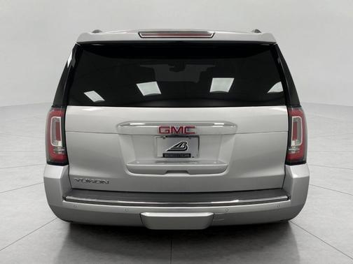 Quicksilver Metallic 2019 GMC Yukon Denali