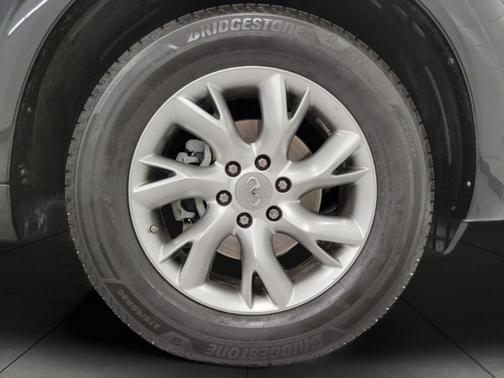 2014 INFINITI QX80 Base