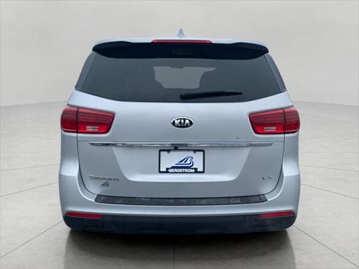 2021 Kia Sedona LX