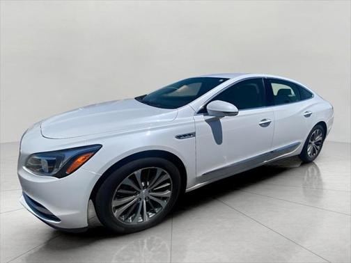 2017 Buick LaCrosse Essence