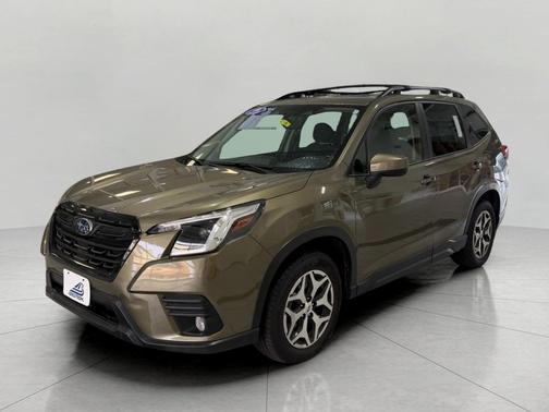 2022 Subaru Forester Premium