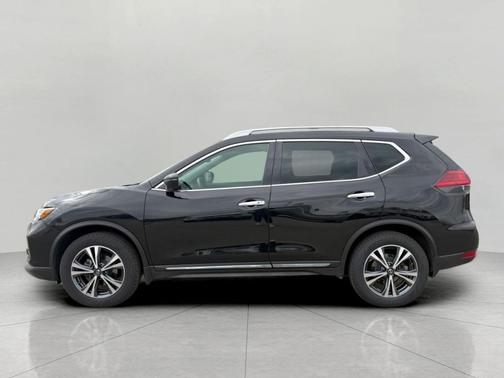 Magnetic Black 2017 Nissan Rogue SL