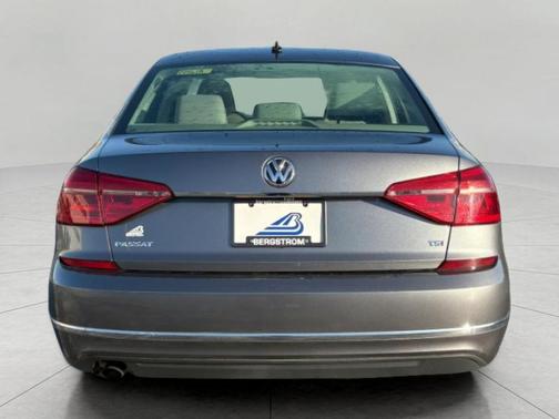 2016 Volkswagen Passat 1.8T S
