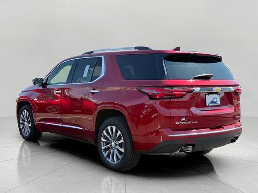 Radiant Red Tintcoat 2023 Chevrolet Traverse Premier
