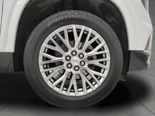 White Frost Tricoat 2024 GMC Acadia Denali