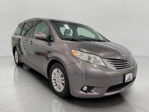 Predawn Gray Mica 2015 Toyota Sienna XLE