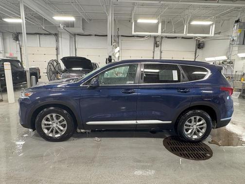 2019 Hyundai SANTA FE SE 2.4