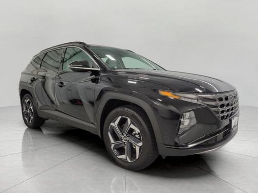 Black Pearl 2024 Hyundai TUCSON Hybrid Limited