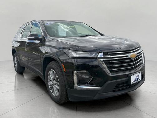 Mosaic Black Metallic 2023 Chevrolet Traverse LT Cloth