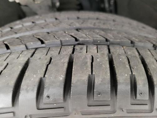 Rocky Mountain Pearlcoat 2024 Jeep Grand Cherokee Overland