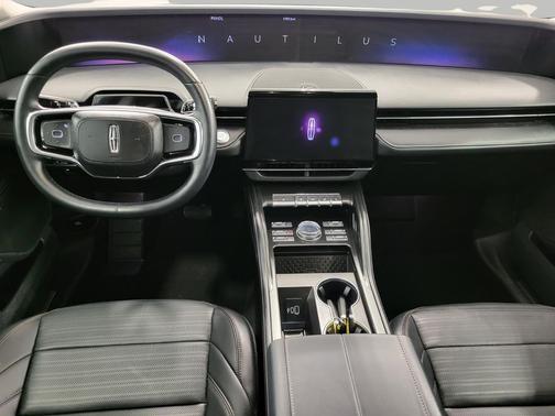 Gray Matter Metallic Clearcoat 2026 Lincoln Nautilus Reserve