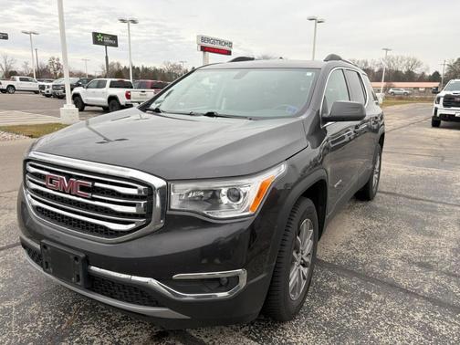 2017 GMC Acadia SLE-2