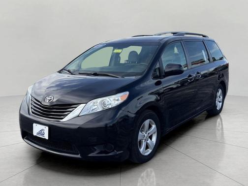 2015 Toyota Sienna LE
