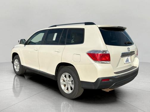 2013 Toyota Highlander Base