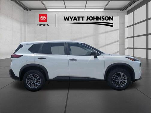Glacier White 2023 Nissan Rogue S