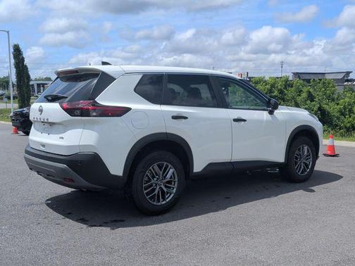 Glacier White 2023 Nissan Rogue S