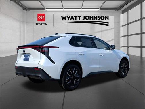 2026 Toyota bZ XLE Plus