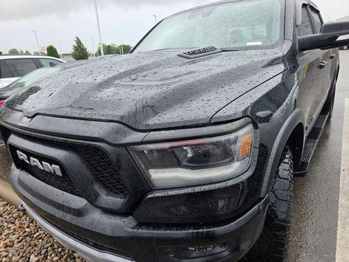 Diamond Black Crystal Pearlcoat 2022 RAM 1500 Rebel