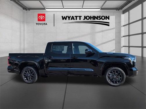 2026 Toyota Tundra Hybrid Platinum