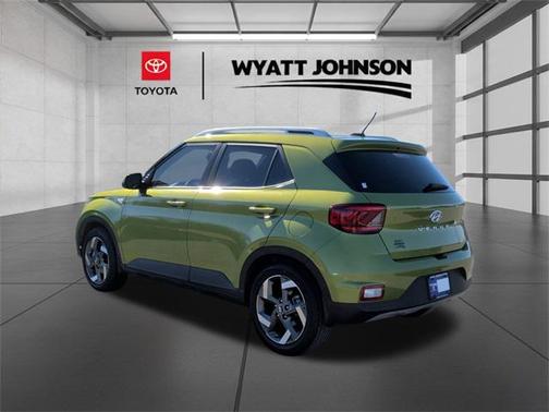 2024 Hyundai VENUE SEL