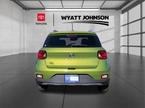 2024 Hyundai VENUE SEL